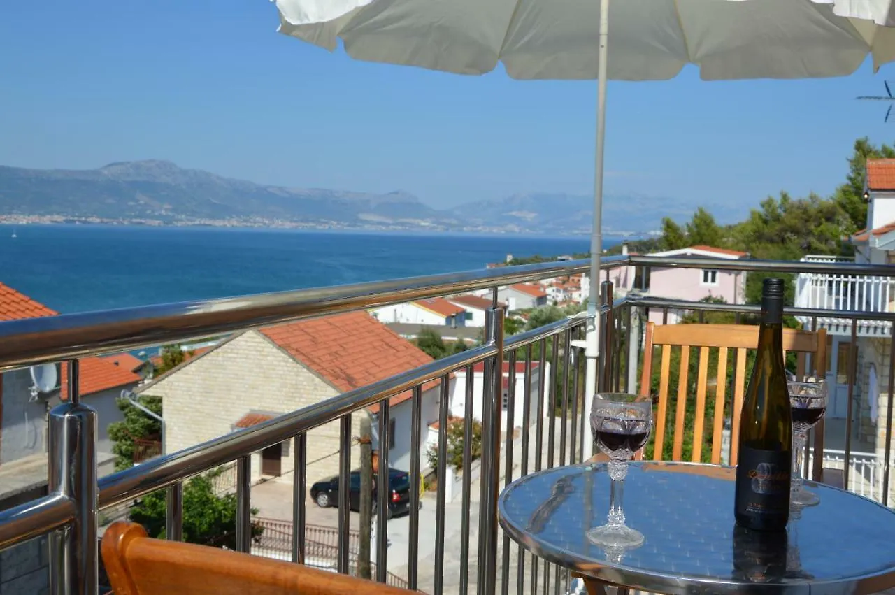 Apartments Mandaric Trogir 0*,