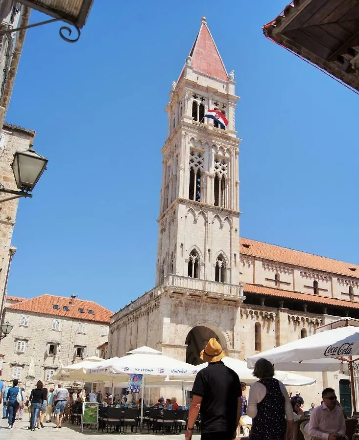 Apartments Mandaric Trogir 0*,